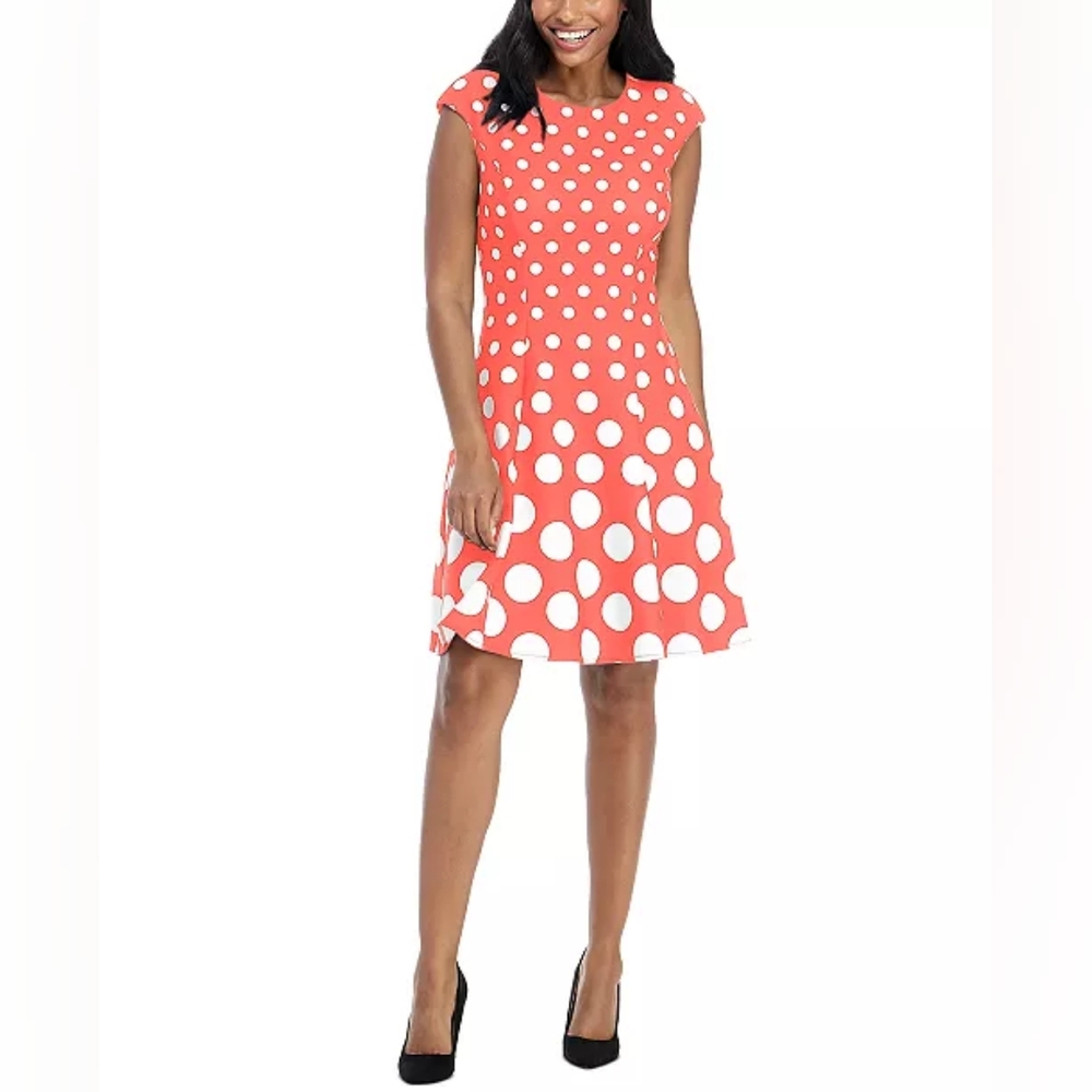 Women's Clothing (795)